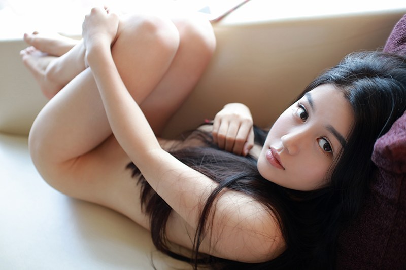 小鸟依人王梓童喷血裸体半遮半掩(图28)