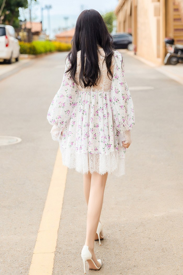 芊芊玉女周于希透明蕾丝撅臀暗示(图16)