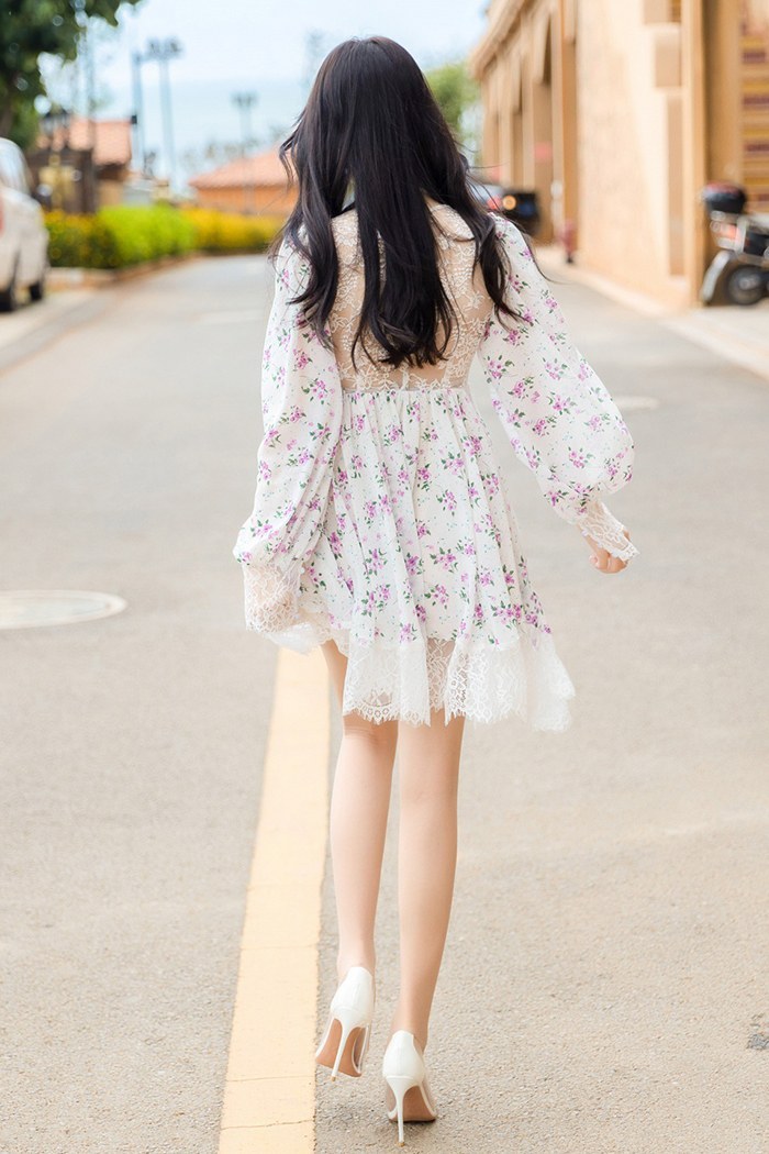 芊芊玉女周于希透明蕾丝撅臀暗示(图18)