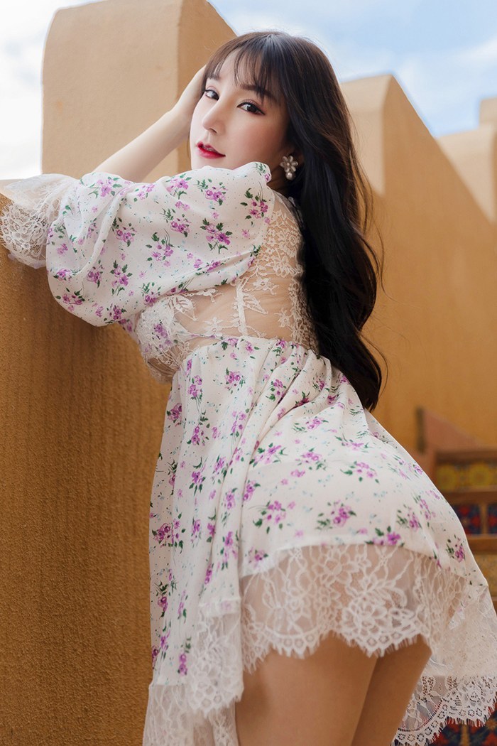 芊芊玉女周于希透明蕾丝撅臀暗示(图31)