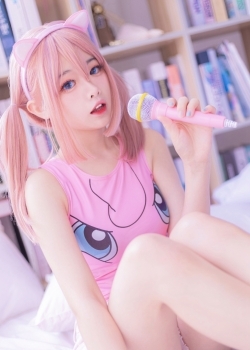 想咬一口甜心胖丁cosplay青春美女写真图片
