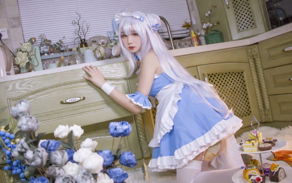 碧蓝航线cos性感丰满丰乳青春美女写真