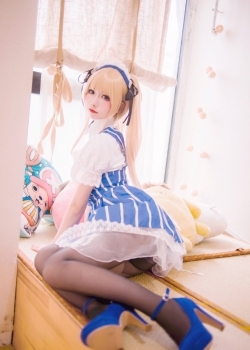 路人女主的养成方式同人青春美女cos性感写真