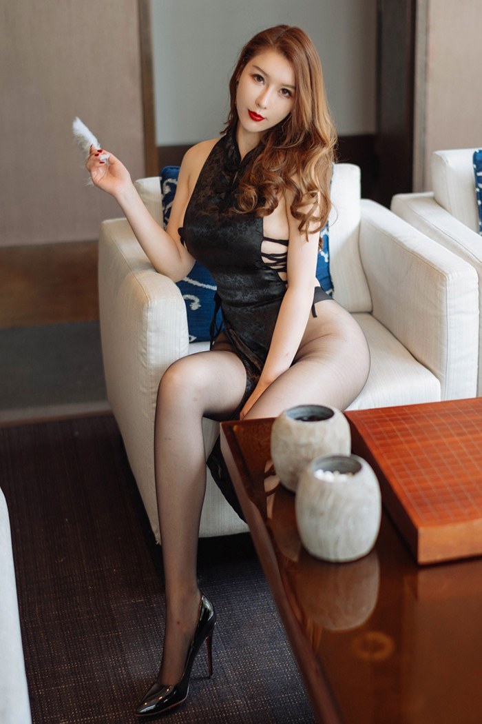 豪情御姐尤妮丝旗袍美腿风骚露出(图36)