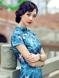 雨后荷塘青丝中式美人美江南