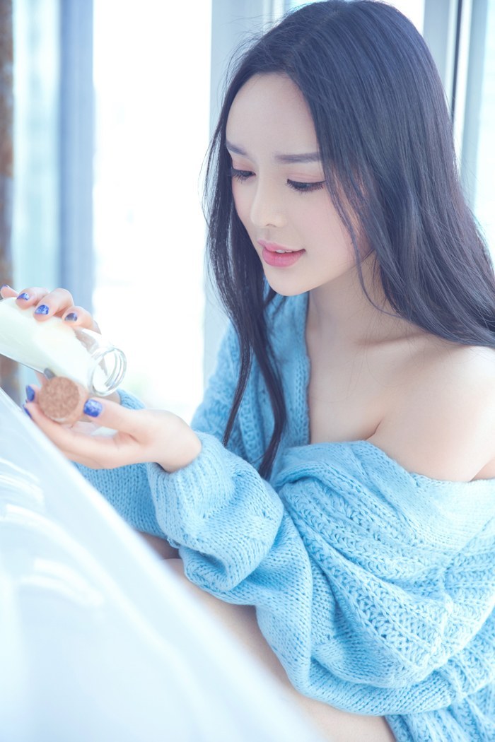 清纯嫩模晓迪秀曼妙身姿香艳迷人(图13)