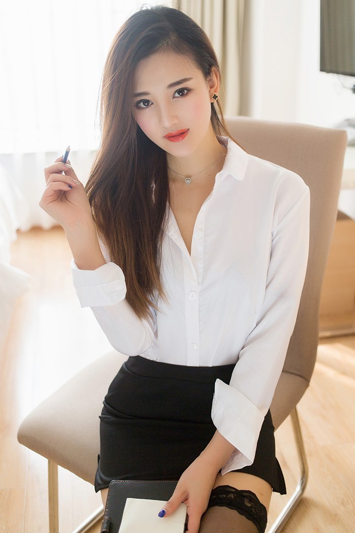 黑丝少女娜娜办公室OL女神范十足(图34)