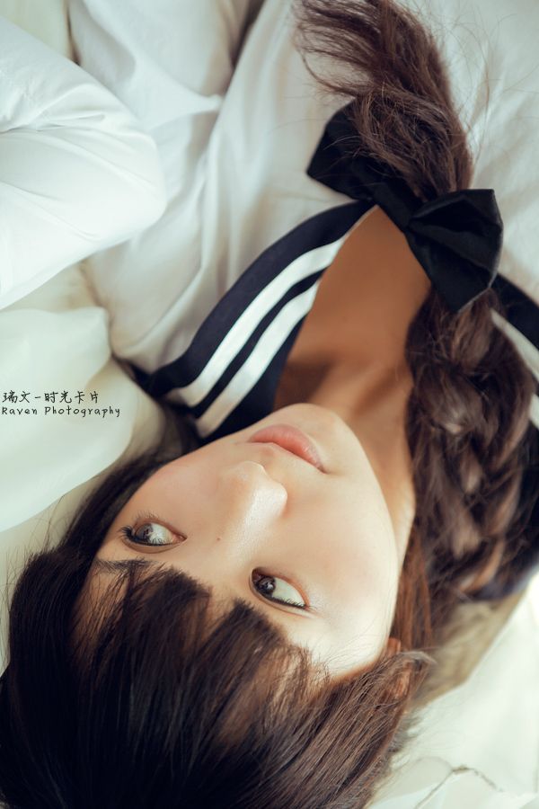 靓丽大学女生美眉影棚玩暧昧(图12)