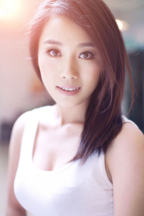 气质美女演员高雅轩高清写真(图6)