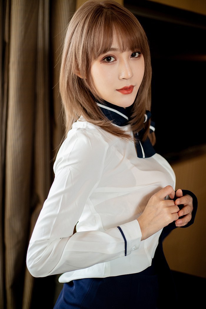 服务小姐周慕汐黑丝高跟美腿秀身材(图23)