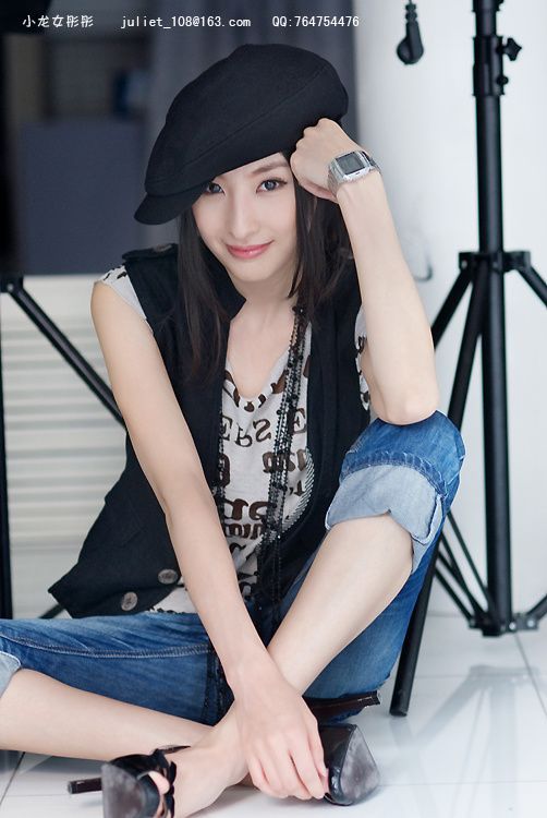 广告美女彤彤 最新惊艳写真(图2)