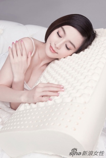 范冰冰代言床上用品 性感妖娆(图4)