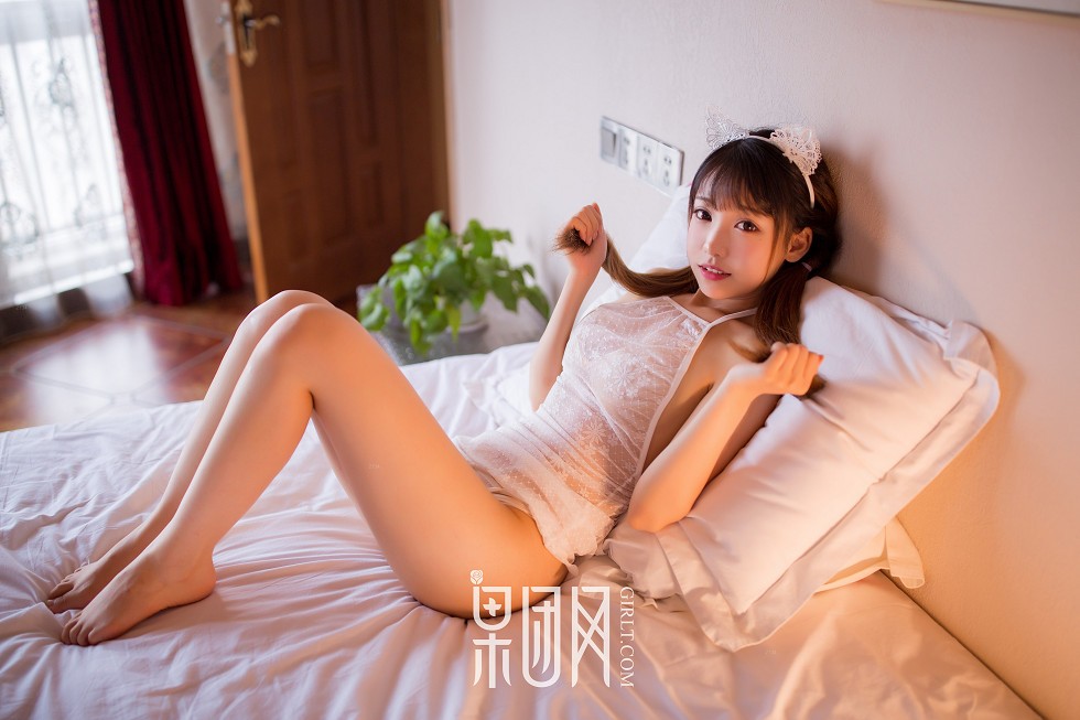 [GIRLT果团网]熊川纪信No.020_萝莉级萌宠居家私房情趣内衣秀完美身材撩人诱惑写真43P