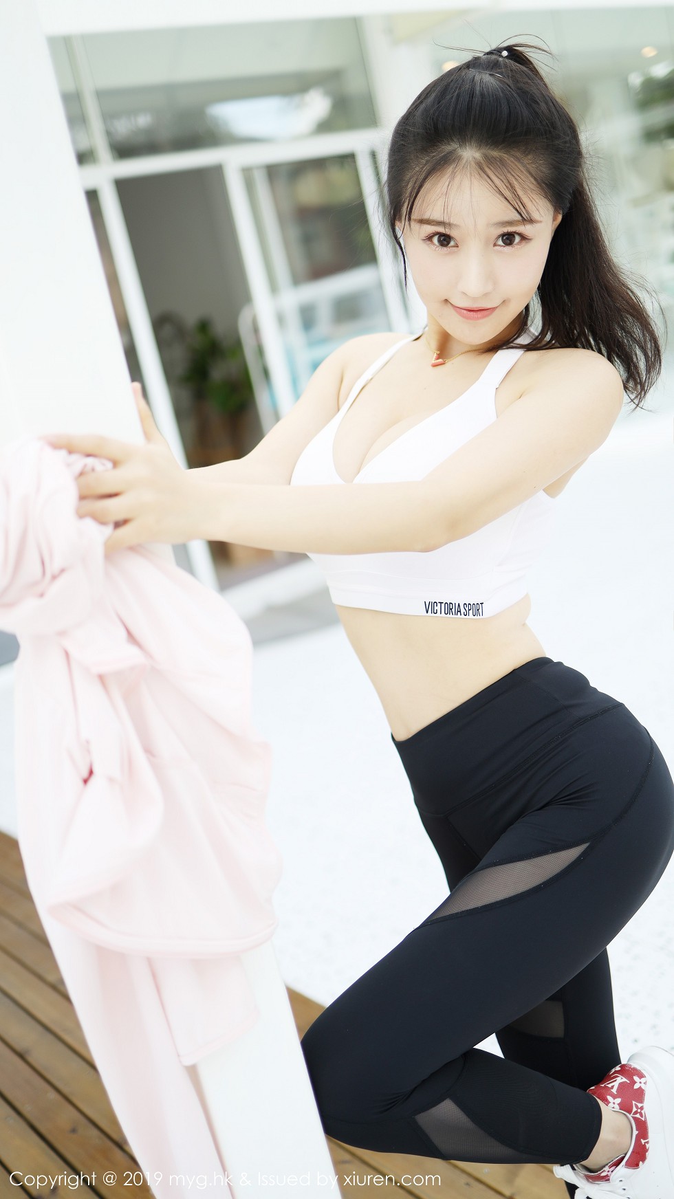 [MyGirl美媛馆]Vol.387_女神Flower朱可儿户外运动装半脱秀蕾丝内裤惹火诱惑写真75P