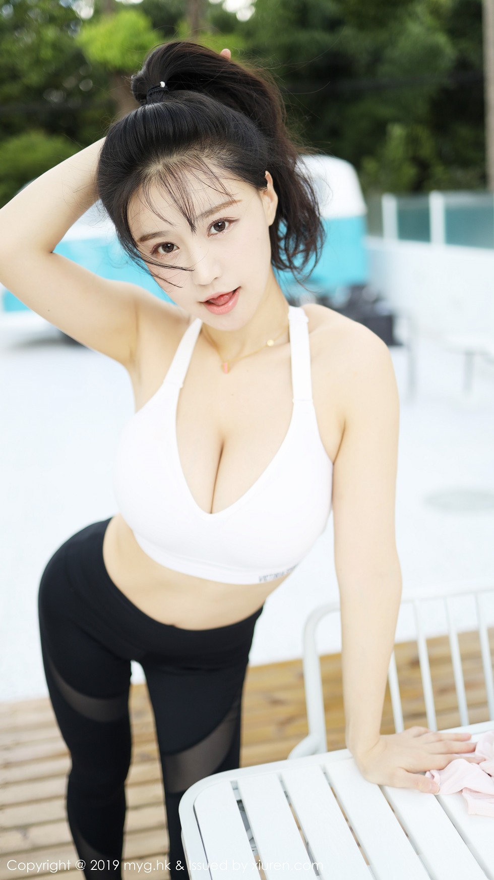 [MyGirl美媛馆]Vol.387_女神Flower朱可儿户外运动装半脱秀蕾丝内裤惹火诱惑写真75P