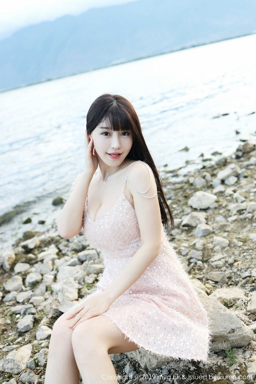 [MyGirl美媛馆]Vol.403_女神Flower朱可儿大理旅拍私房镂空情趣内衣完美撩人诱惑写真40P