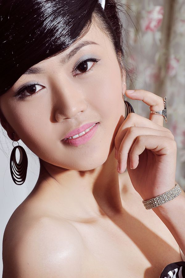 于家美女尽出秀 于静写真(图5)