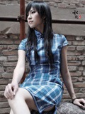 蓝格子青春美女中式摄影