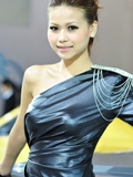 吉利汽车展台6号汽车青春美女