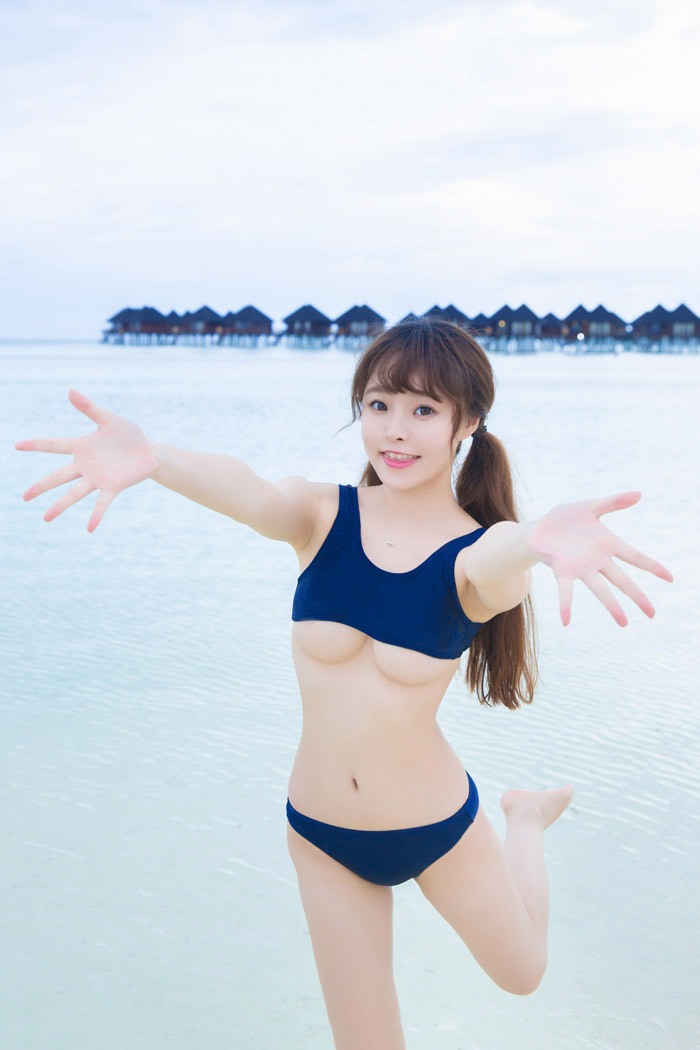 菠萝社美女柳侑绮比基尼清新写真(图12)