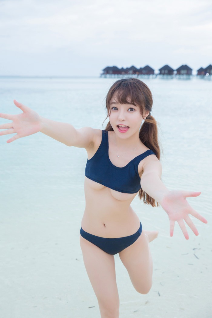 菠萝社美女柳侑绮比基尼清新写真(图13)