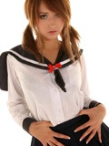 混血青春美女莉亚·迪桑学姐工作服装
