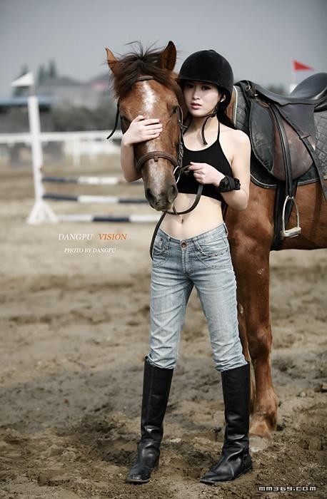 Horse-race Day 竹依依(图9)
