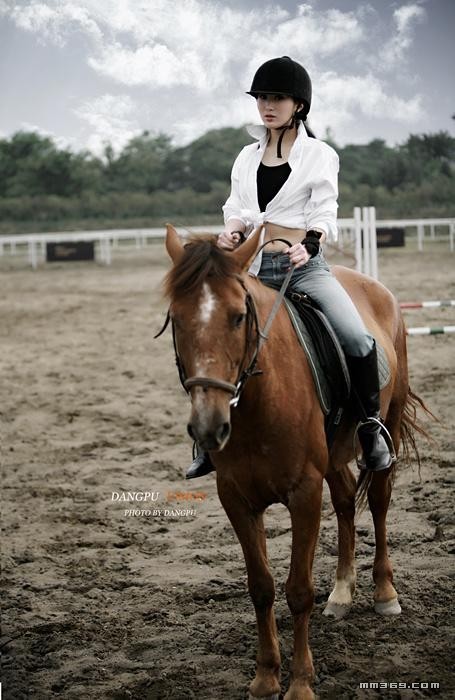 Horse-race Day 竹依依(图7)