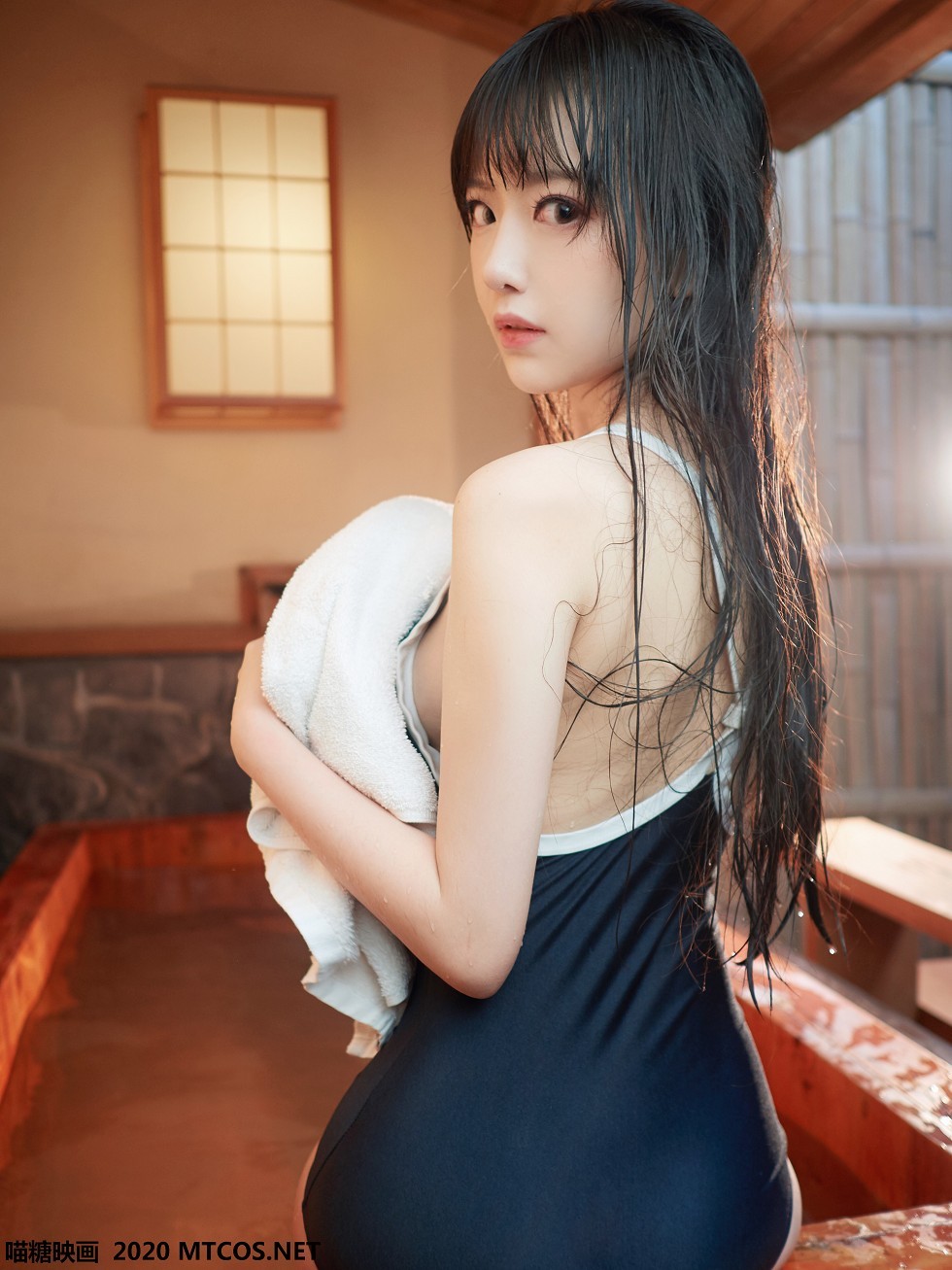 [喵糖映画]Vol.144_大眼小美女温泉里性感死库水秀完美身材湿身迷人诱惑写真30P