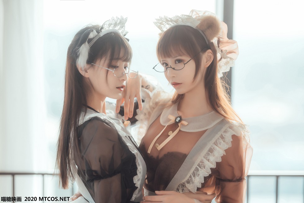 [喵糖映画]Vol.146_三位性感姐妹花居家私房薄纱女仆装透视秀完美身材诱惑写真33P
