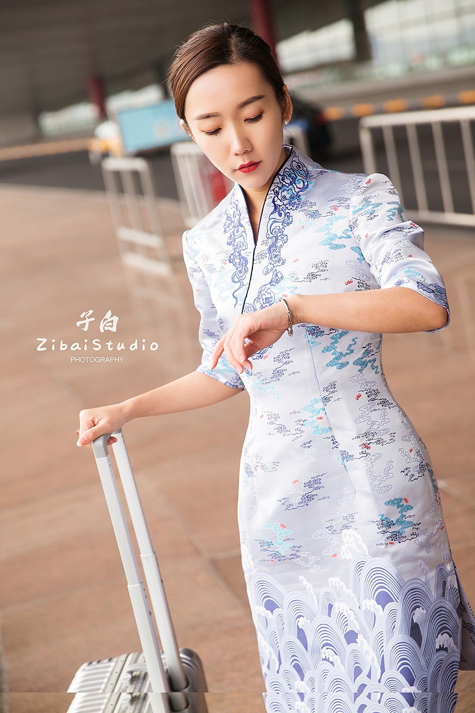 [Toutiao头条女神]No.S024_嫩模艾静香诱惑空姐主题无内肉丝袜秀翘臀屁沟诱惑写真91P