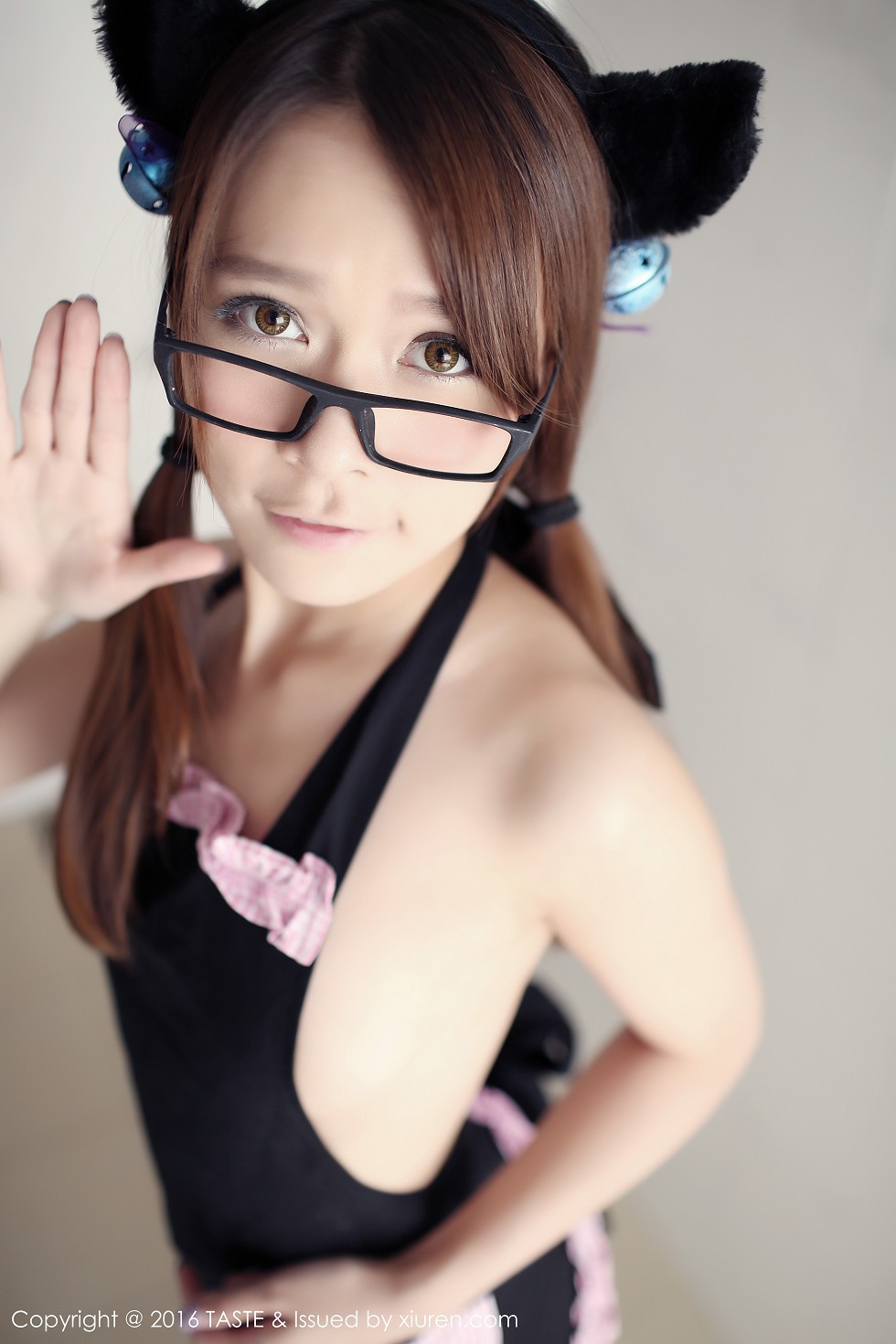[Taste顽味生活]Vol.005_嫩模Carol酱性感兔女郎黑色女仆装居家写真61P