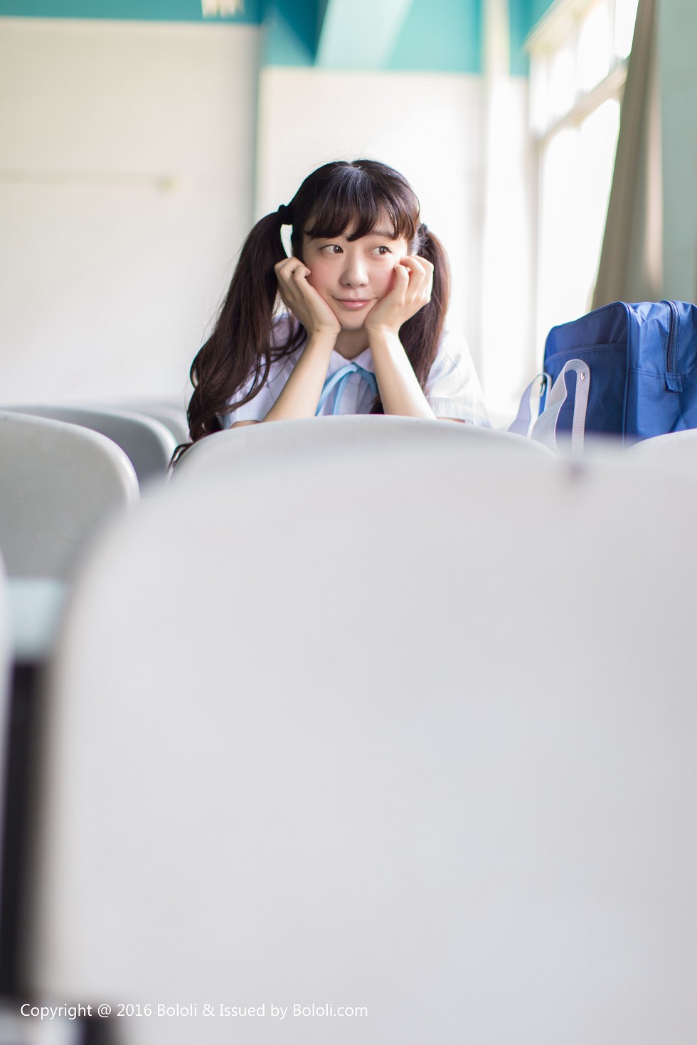 [BoLoli波萝社新刊]Vol.092_嫩模SUKI夏日小甜妹清纯学生服+性感比基尼写真60P