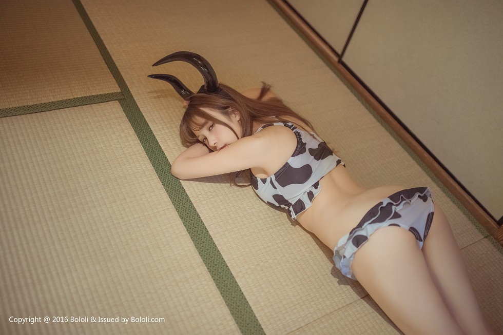 [BoLoli波萝社新刊]Vol.093_嫩模夏美酱原创Cos写真奶牛魔王居家私房诱惑写真40P