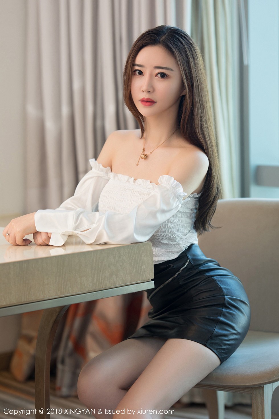 [XINGYAN星颜社]VOL.084_气质模特佟蔓baby白色蕾丝情趣内衣秀完美身材火辣诱惑写真38P