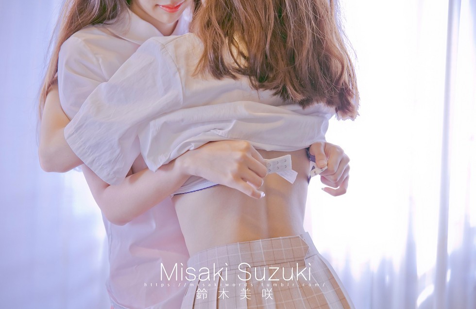 声优铃木美咲之前辈和我—纯爱绝对女同系列撩人诱惑写真66P