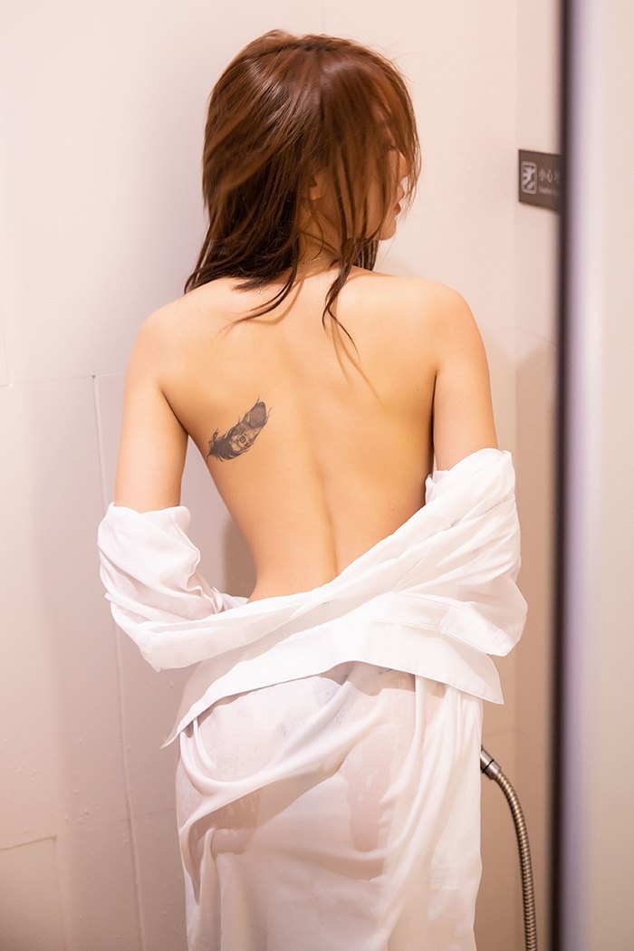 梦中情人冯木木丝滑美乳湿身诱惑(图64)