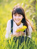 小妹美眉清新写真《夏天的风》
