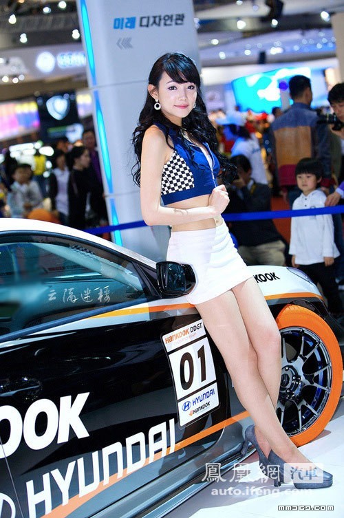 号称小周迅的韩国美女车模(图8)