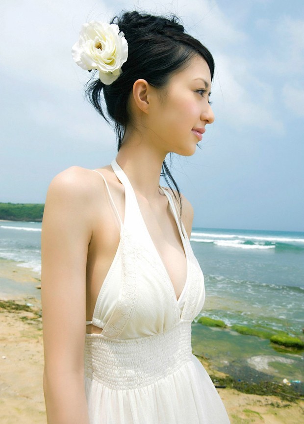 俏丽小美女逢沢りな高清写真照片(图3)