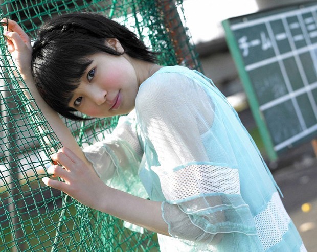 日本养眼美眉荒井萌清凉写真(图4)