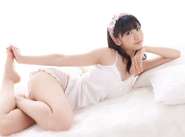 清秀美女柏木由纪秀比基尼(图6)