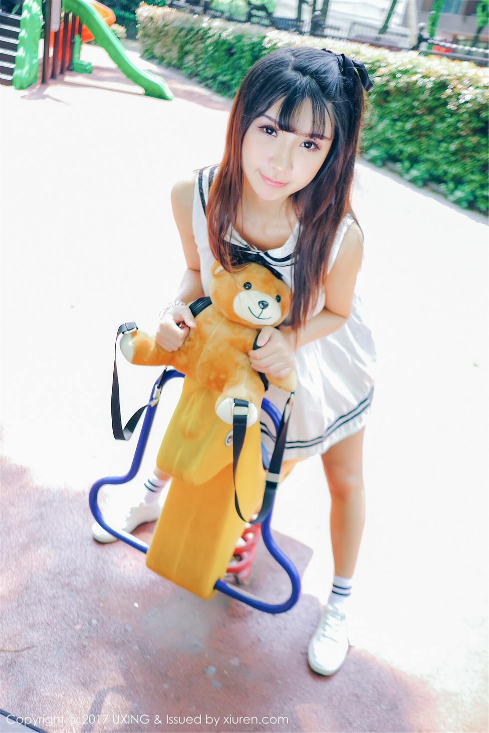 [UXING优星馆]Vol.050_巨乳萝莉晓茜sunny学生装+私房内衣秀完美身材性感写真47P