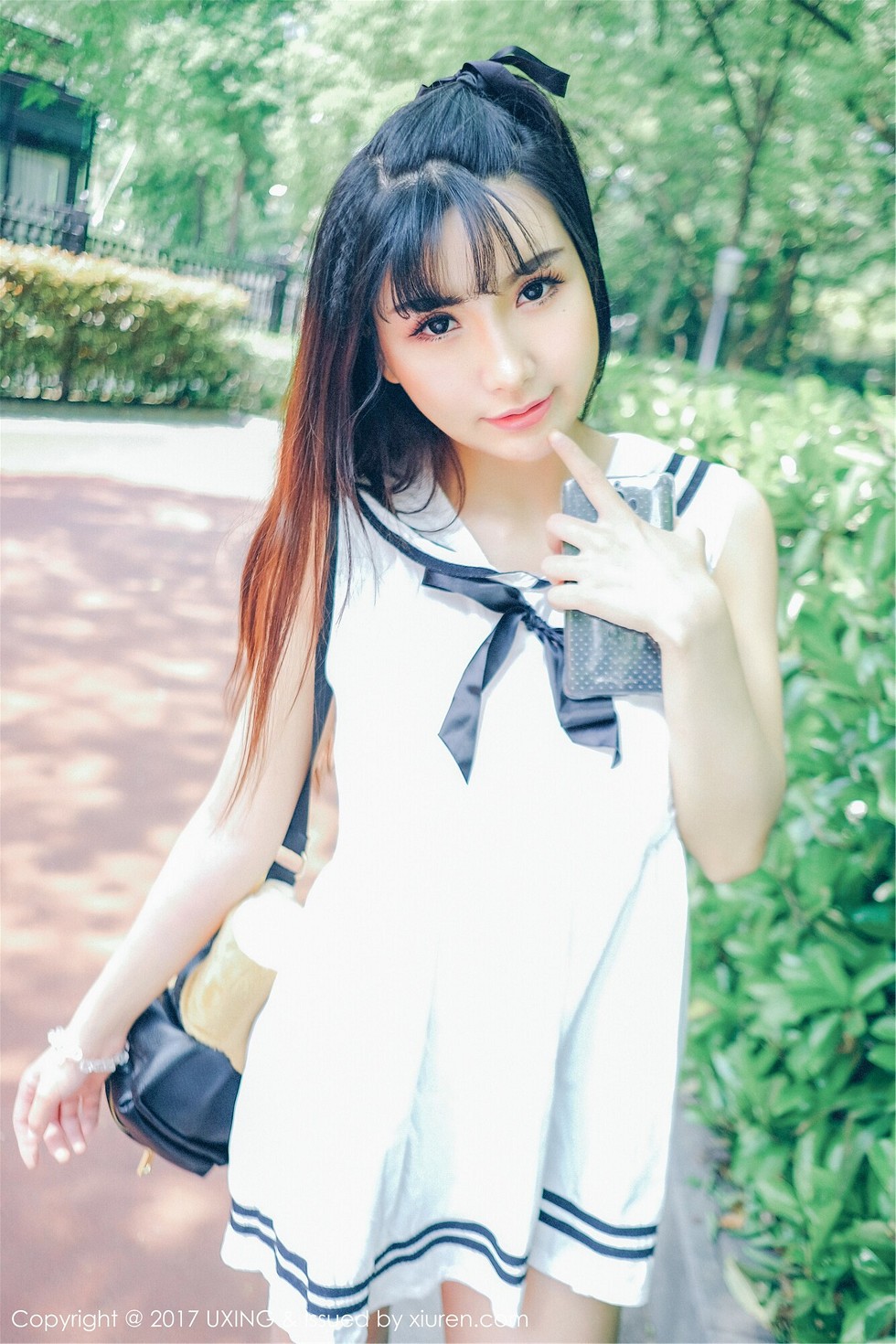 [UXING优星馆]Vol.050_巨乳萝莉晓茜sunny学生装+私房内衣秀完美身材性感写真47P