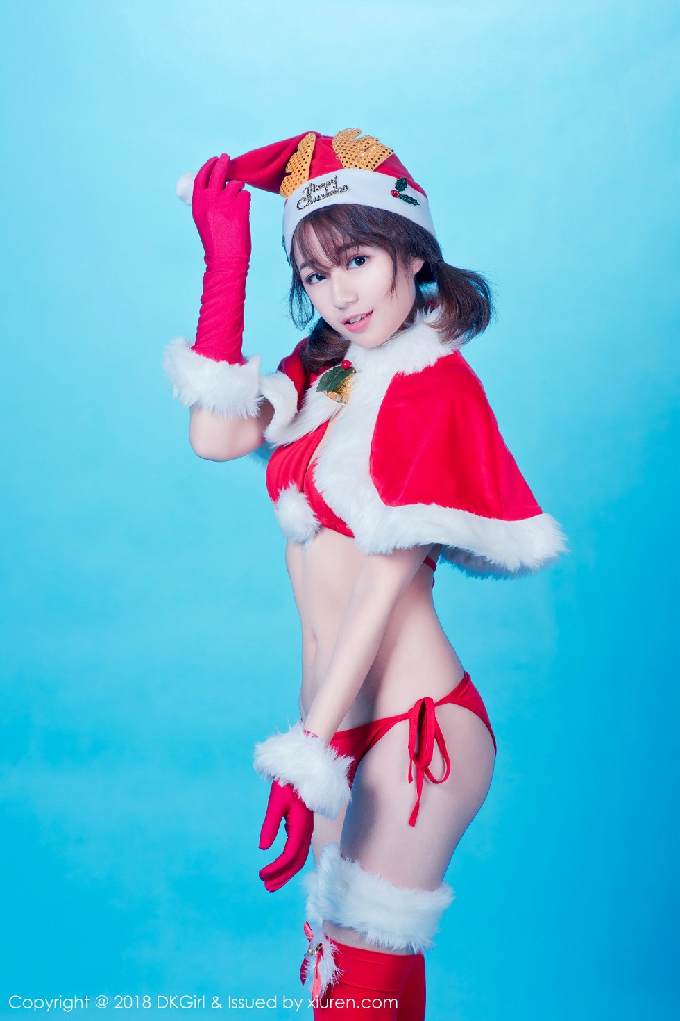 [DKGirl御女郎]Vol.066_嫩模仓井优香红色圣诞女郎真空半露美乳遮点火辣诱惑写真55P