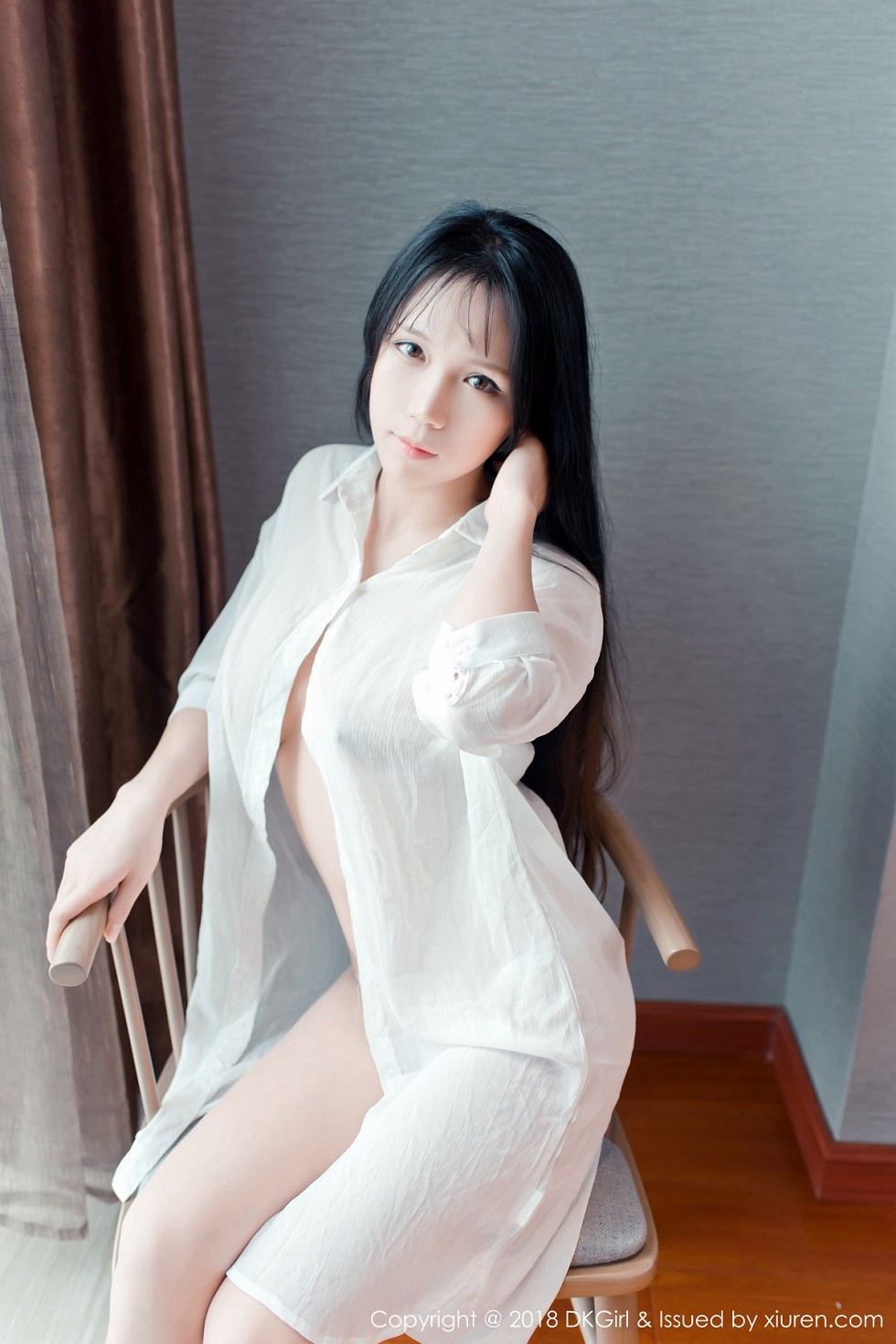 [DKGirl御女郎]Vol.070_嫩模李可可性感白衬衣+红色围巾真空秀傲人豪乳诱惑写真48P