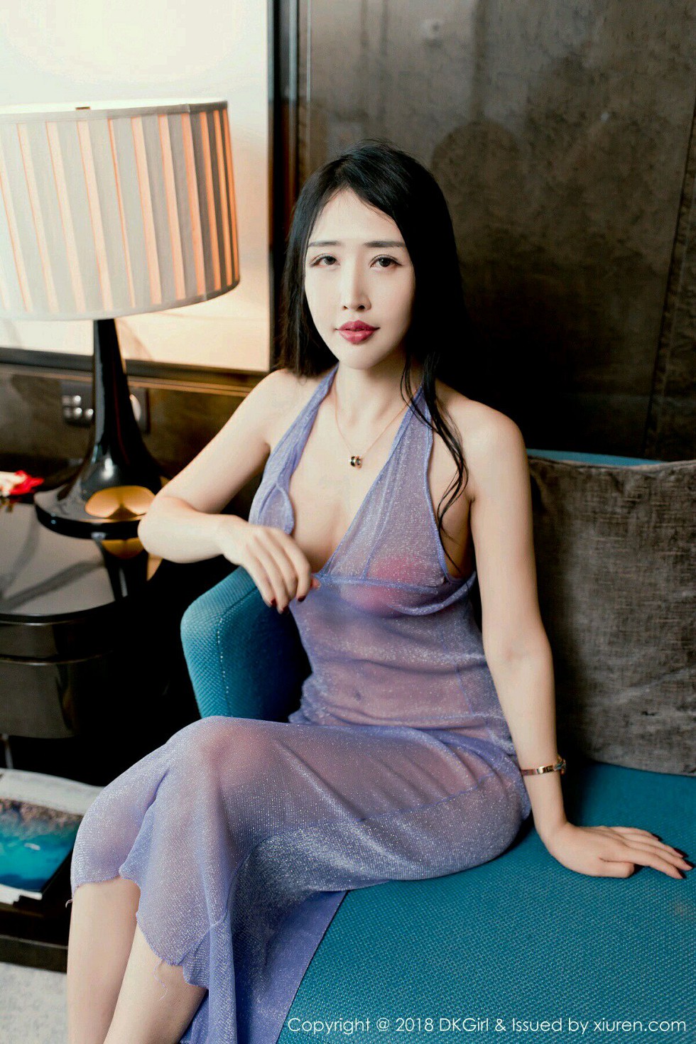 [DKGirl御女郎]Vol.072_高挑嫩模余馨妍私房薄纱连身裙+黑色连身裙性感美腿写真50P