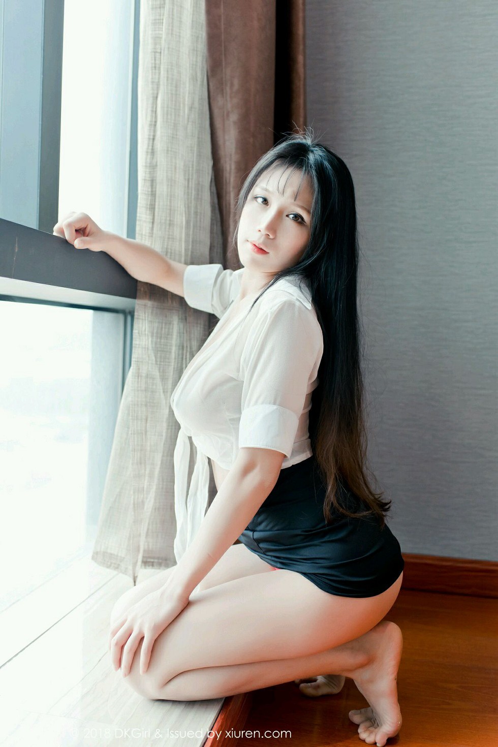 [DKGirl御女郎]Vol.080_女神李可可秘书OL真空白衬衣+白色蕾丝薄纱爆乳诱惑写真49P