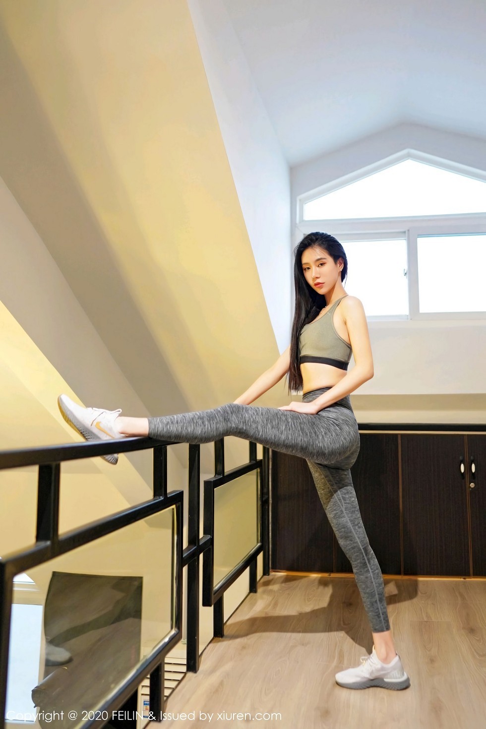 [FeiLin嗲囡囡]VOL.230_嫩模BABY_柒私房性感吊裙+矫健运动风秀完美身材写真62P