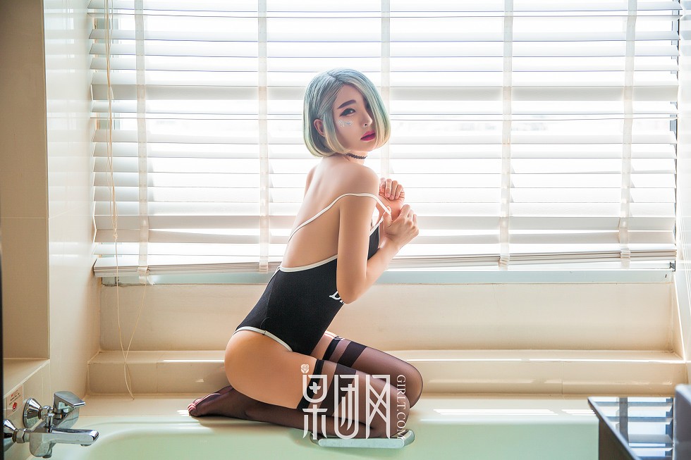 [GIRLT果团网]NO.145_果团泰国特辑嫩模高叉连体衣+缕空情趣内衣撩人诱惑写真50P